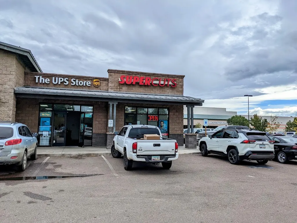 SUPERCUTS — Hair salon in Show Low